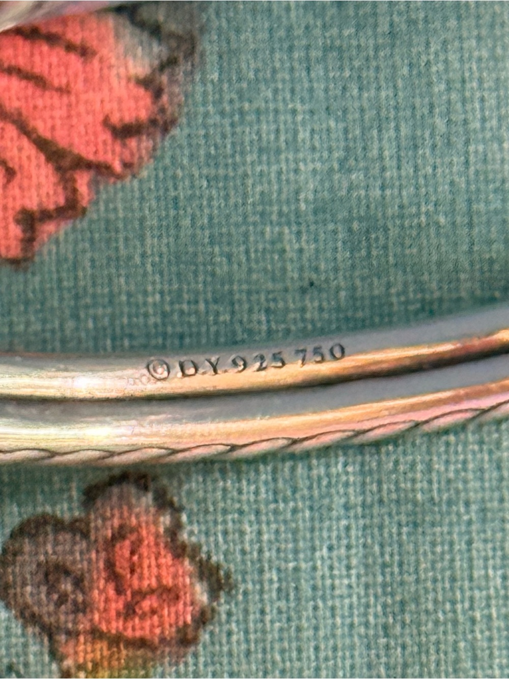 David Yurman 18k Gold , Sterling Silver Thoroughbred Cable hinged bracelet. EUC - Picture 2 of 16